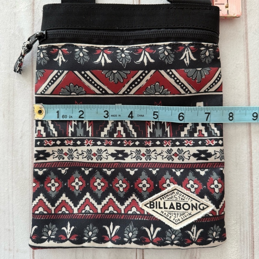 Billabong Aztec Print Multicolor Shoulder Crossbody Bag Purse Boho Casual Travel - Picture 9 of 15